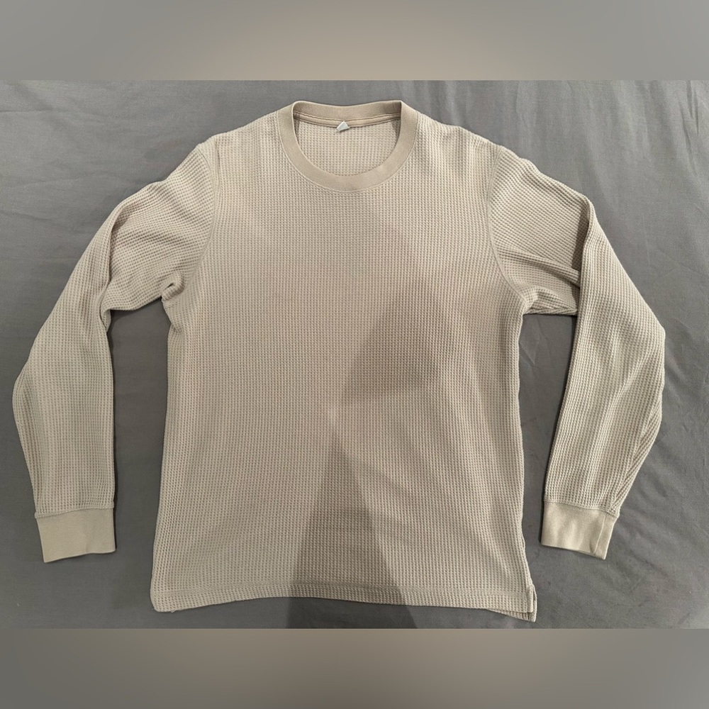 Uniqlo waffle shirt